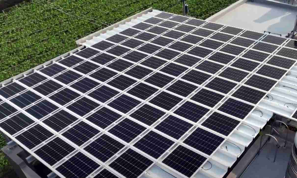 918.COMSunSteel光电浪板升级双玻结构，，，，以提升机械负载强度及气候耐候度，，可广泛运用于多元场域